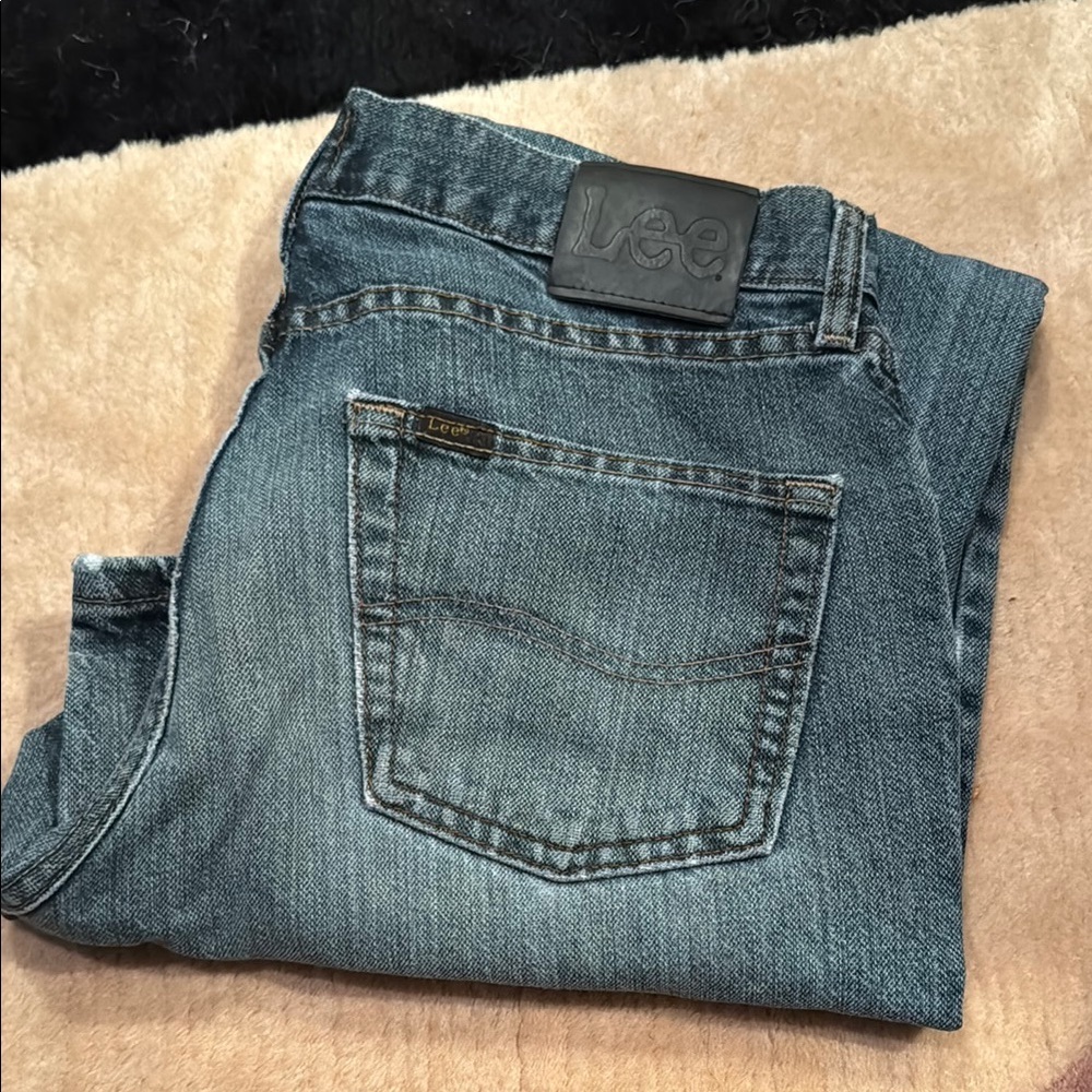 Lee Blue Jeans with Classic Cotton Denim